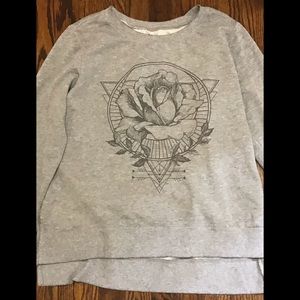 Zoe and liv sweat shirt